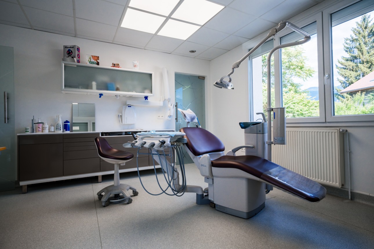 Laboratoire de prothèses dentaires près de Chambéry